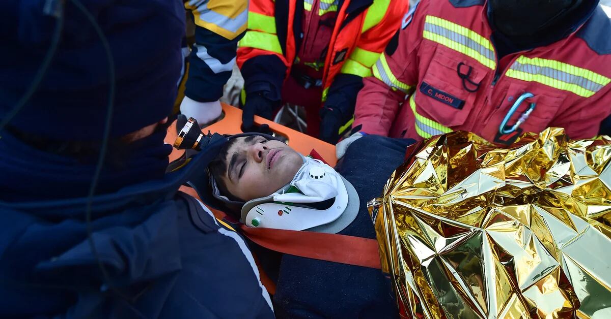 198 Hours Under The Rubble: Two Incredible New Turkey Earthquake Rescues
