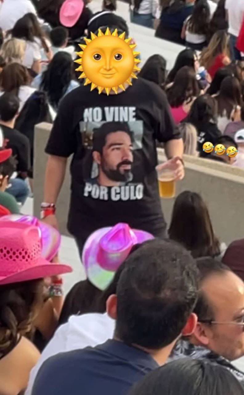 Uno de los asistentes al concierto de RBD se quejó de la ausencia de Poncho Herrera. (@PortalRBD)