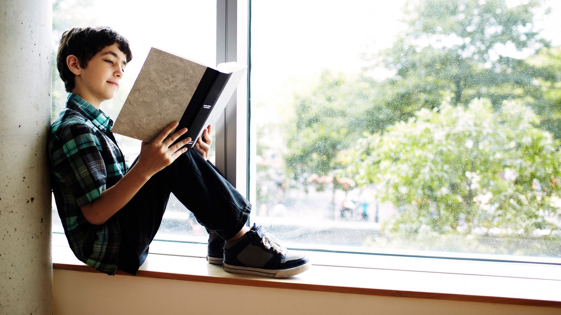 "La literatura infantil es una herramienta poderosa y valiosa para los niños y niñas ya que les permite explorar, expresar y comprender sus deseos y temores más profundos", afirmó Almada (Getty Images)