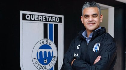 Altamirano Escudero inició su carrera como entrenador en la institución querétaro, pero en las fuerzas básicas del equipo (Foto: Twitter @Club_Queretaro)