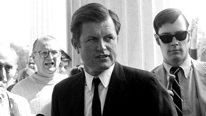 El senador estadounidense Edward M. Kennedy en el Senado norteamericano el 30 de julio de 1969 (Shutterstock)
