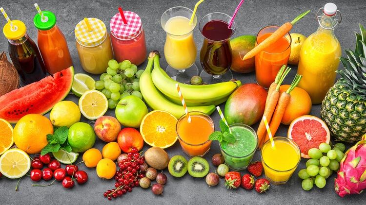 La alimentación saludable, uno de los ejes mencionados para vivir más años (Shutterstock)