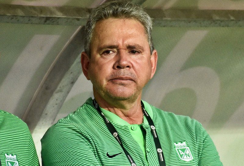 Sur l'image, l'entraîneur de l'Atlético Nacional (e) Hernán Darío Herrera. Photo : archives