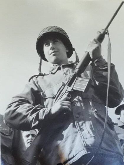 Chavanne en la fotografía que le tomaron cuando se incorporó al Batallón de Arsenales Domingo Viejobueno.