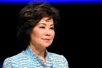Elaine Chao, secretaria de Transporte de Estados Unidos (REUTERS/Piroschka van de Wouw/Archivo)