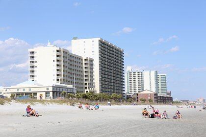 Los 17 jóvenes contagiados fueron a Myrtle Beach, en Carolina del Sur (Foto: REUTERS/Rachel Jessen)