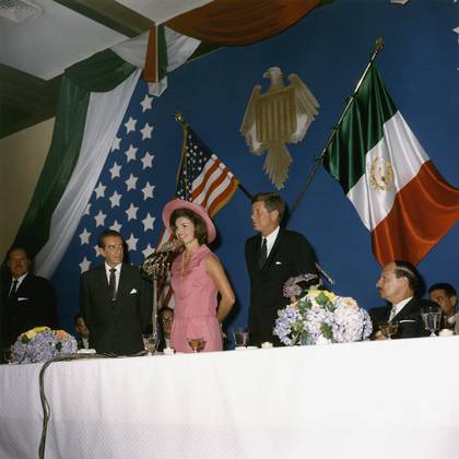 El presidente López Mateos recibió de visita en el país a John F. Kennedy y su esposa Jacqueline en junio de 196. (Foto: Wikipedia)