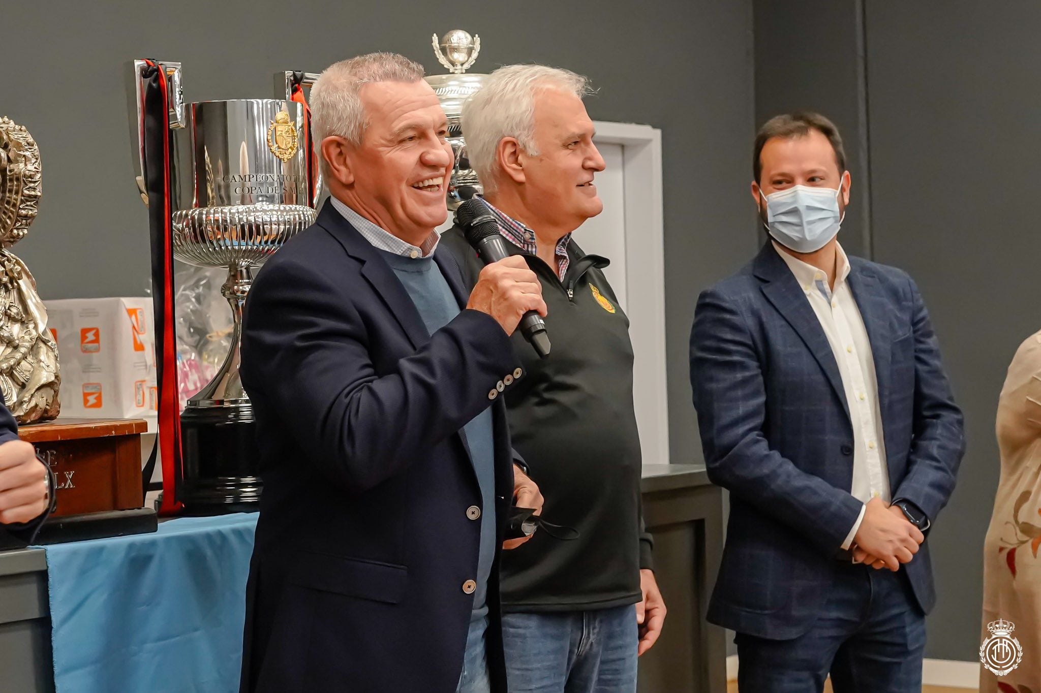 Javier Aguirre unterschrieb für Mallorca. Foto: Twitter @RCD_Mallorca