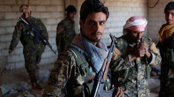 Tropas kurdas del YPG (Reuters)