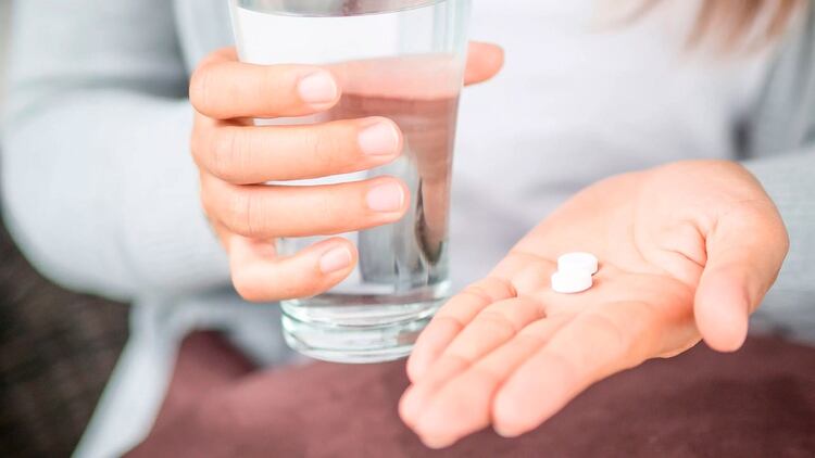 En la Argentina, el estudio “Ibuprofeno inhalado” está probando una formulación farmacéutica a base de ibuprofeno nebulizable (Shutterstock)