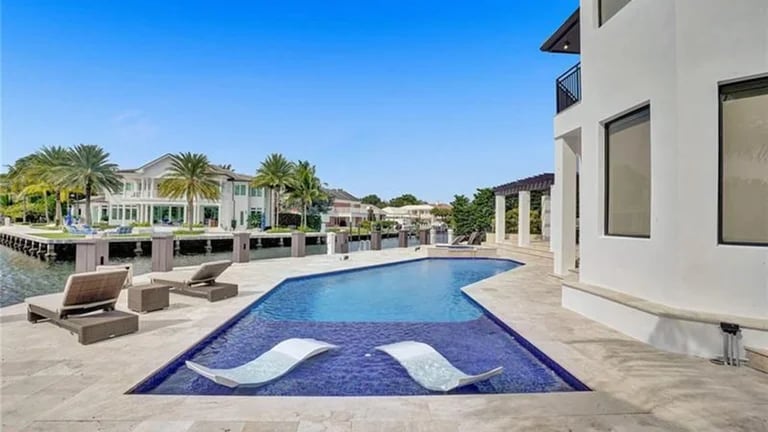 Diez habitaciones, dos muelles y una lujosa construcción: la millonaria mansión que compró Messi en Miami