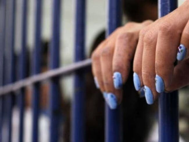 A la cárcel mujer que usó a sus hijos para hacer contenido pornográfico