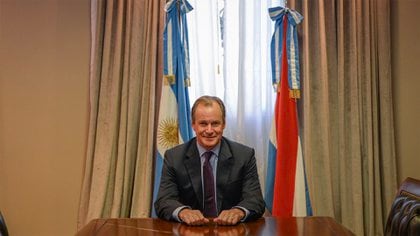 El gobernador de Entre Ríos, Gustavo Bordet, envió un proyecto de ley por un impuesto extraordinario por 18 meses