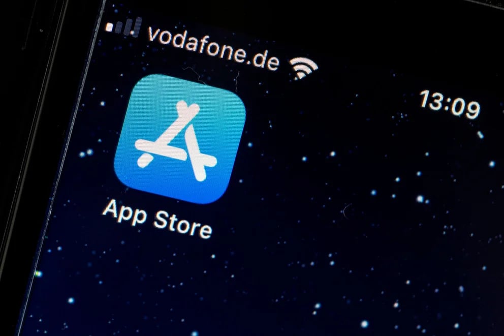 Apple, against installing applications from outside the App Store