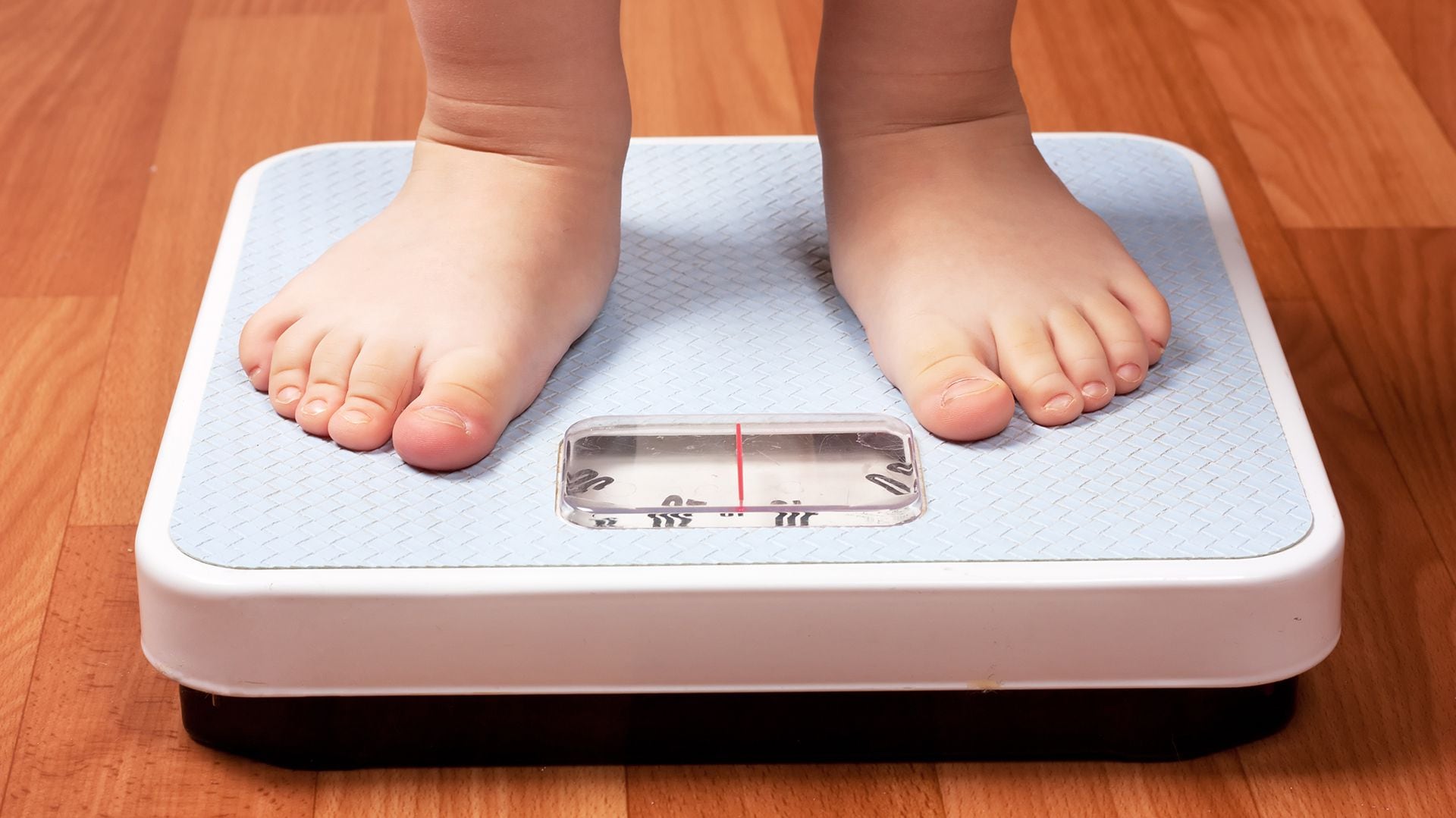 El sobrepeso y la obesidad en la infancia aumenta el riesgo de que los niños y los adolescentes desarrollen diabetes, enfermedades cardiovasculares, hipertensión arterial y algunos tipos de cáncer, y una menor esperanza de vida