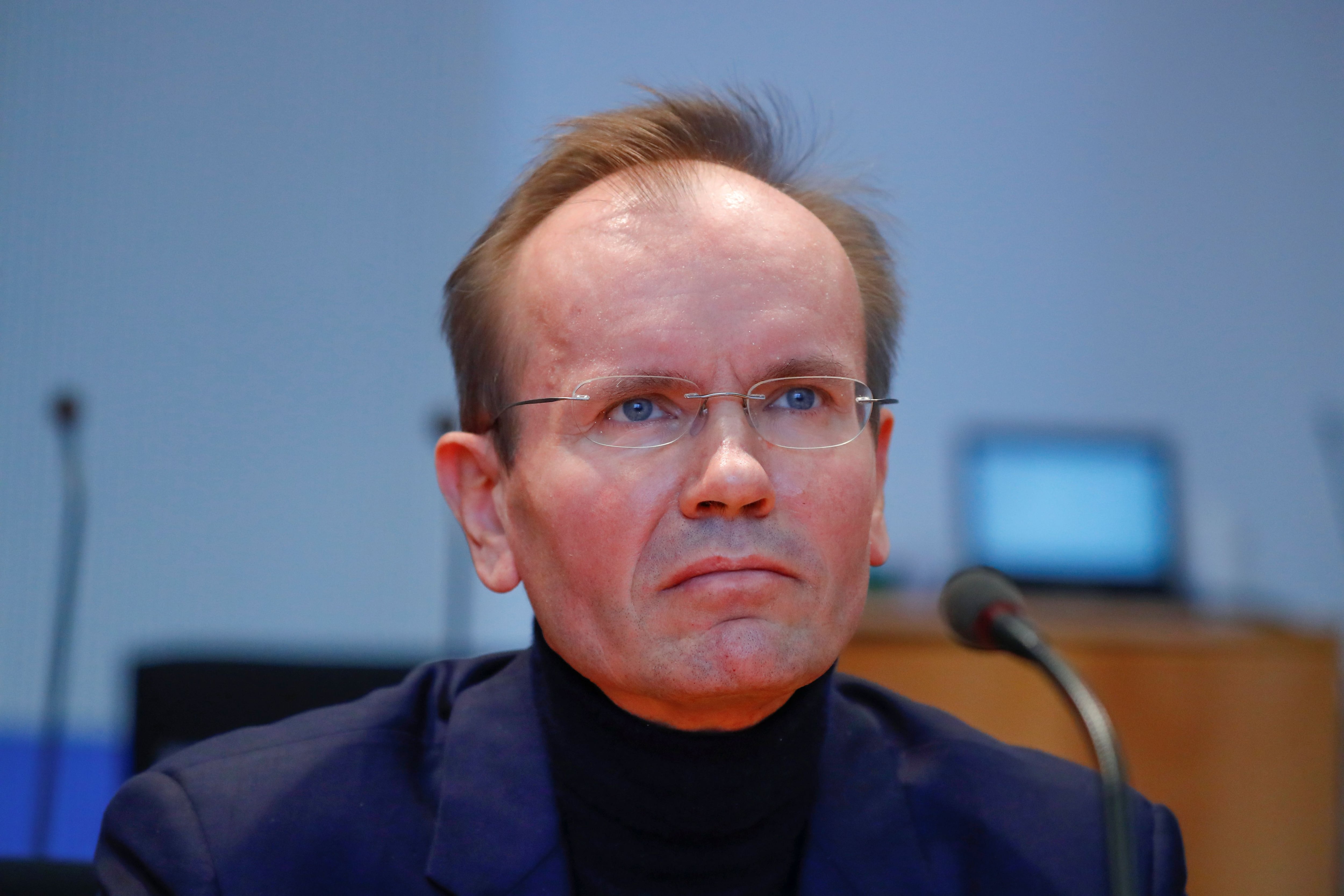El ex CEO de WIrecar Markus Braun durante una audiencia ante el parlamento alemán (REUTERS/Fabrizio Bensch)