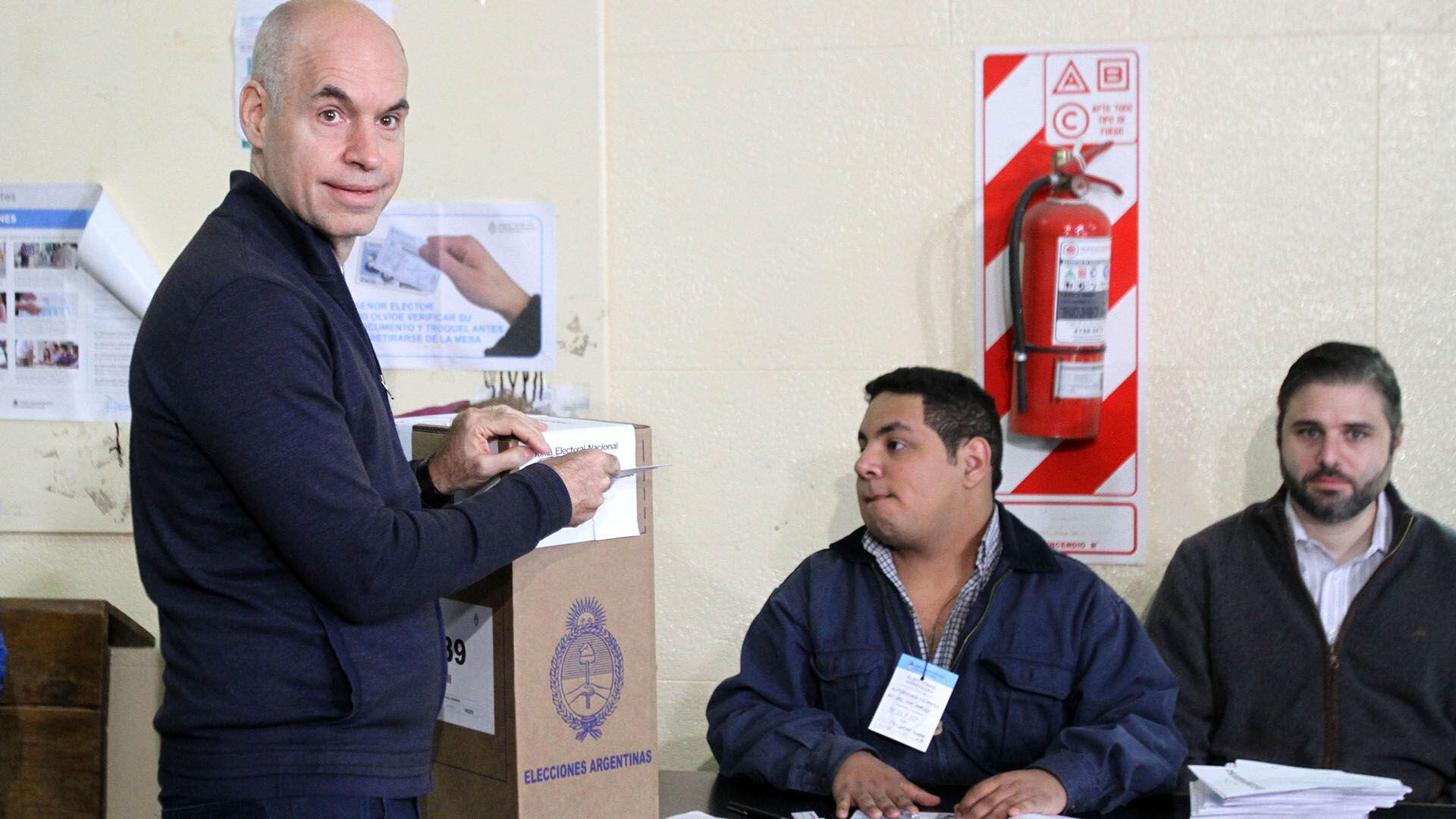 Horacio Rodríguez Larreta votó en la Facultad de Derecho de la UBA  (DyN)