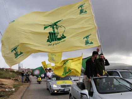 Terroristas de Hezbollah han mantenido enfrentamientos con Israel en las últimas semanas (REUTERS/Aziz Taher)