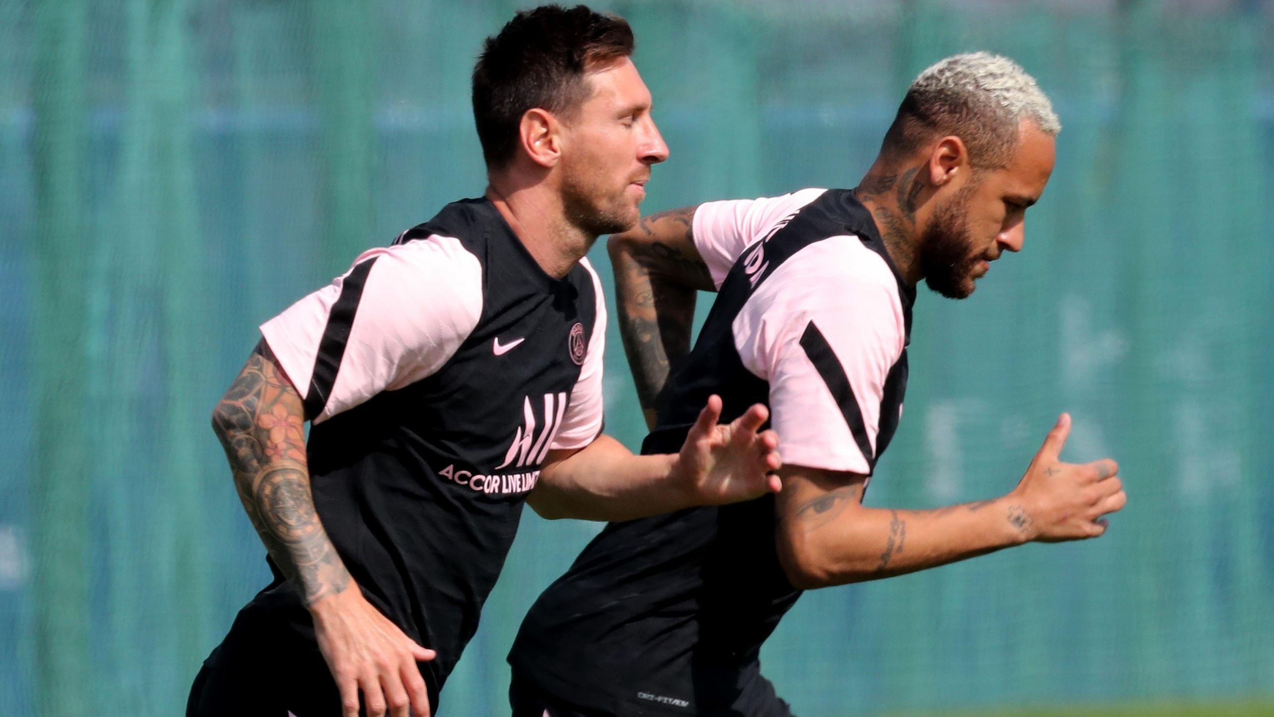 Messi junto a Neymar en una práctica del PSG (REUTERS/Pascal Rossignol)
