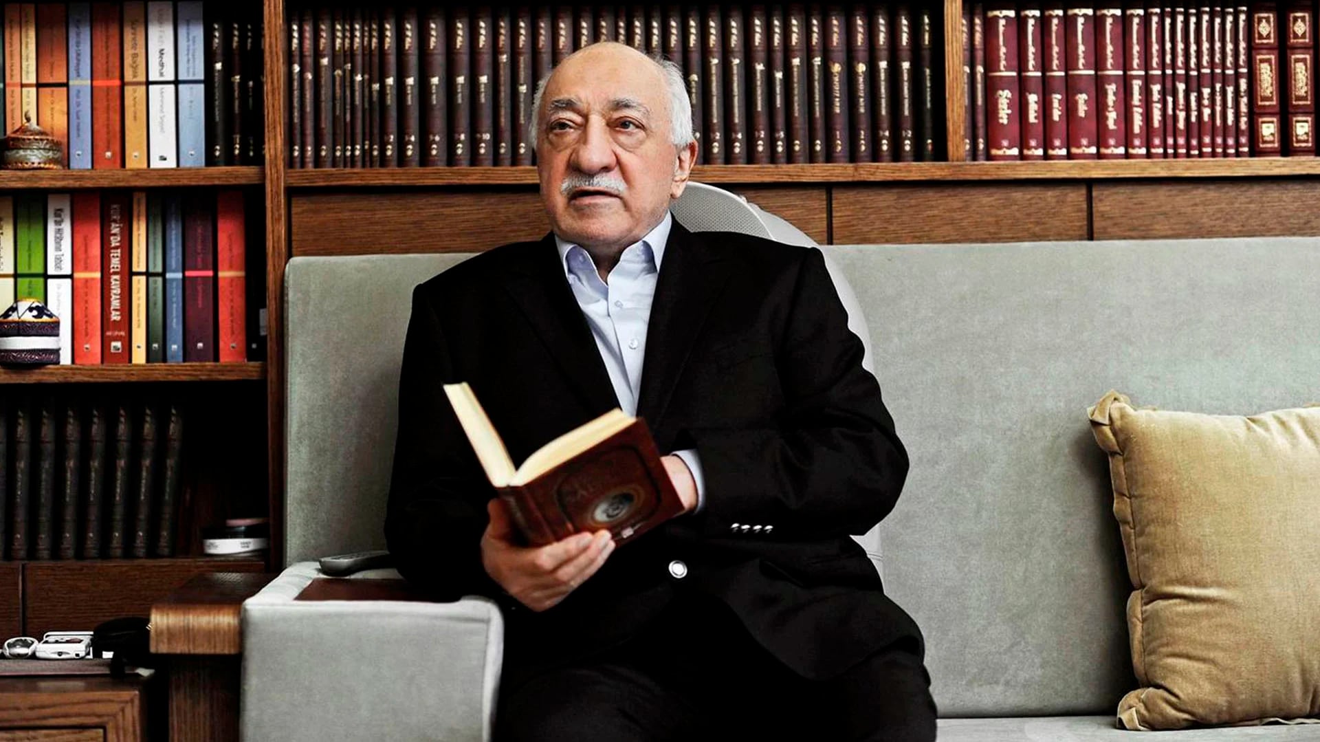 Fethullah Gülen es acusado por el gobierno turco de ser autor intelectual del fallido golpe de Estado.