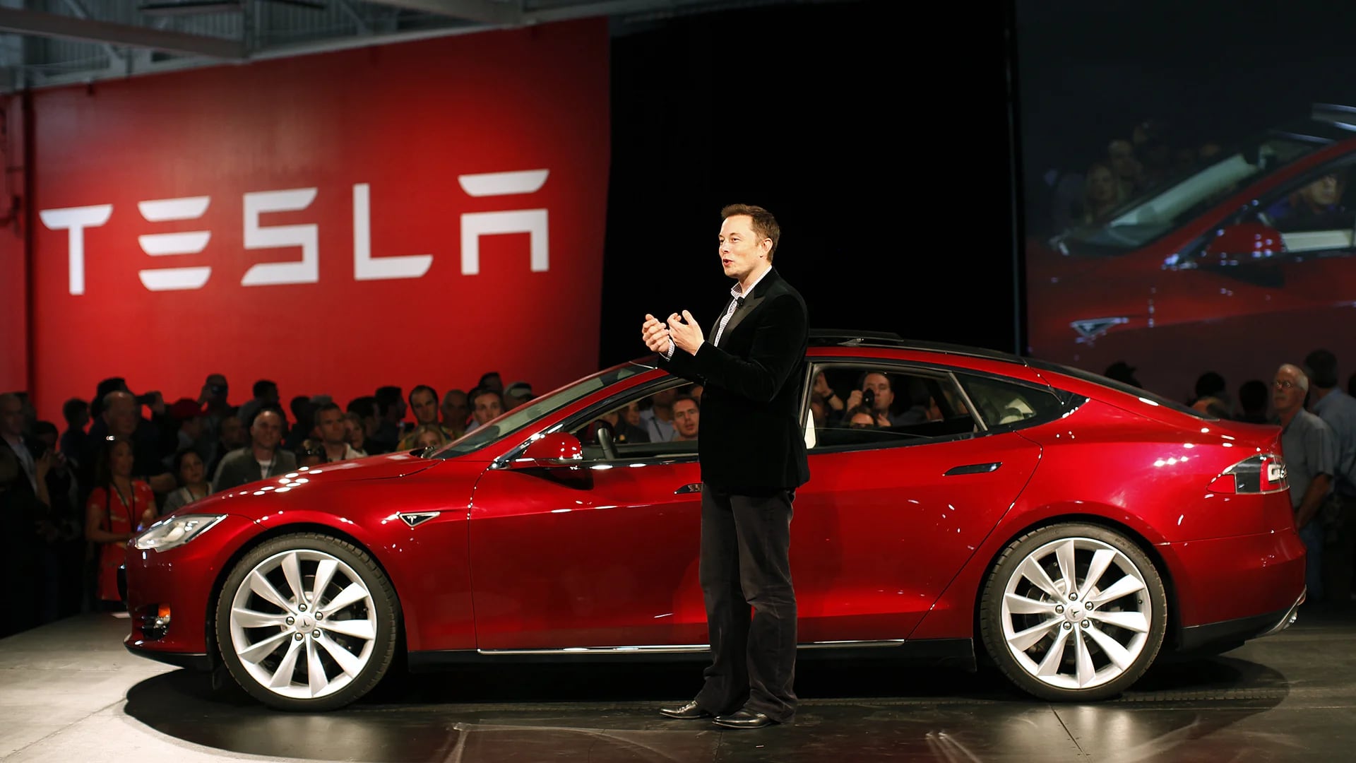 Musk es el inventor de la compañía de autos eléctricos Tesla Motors