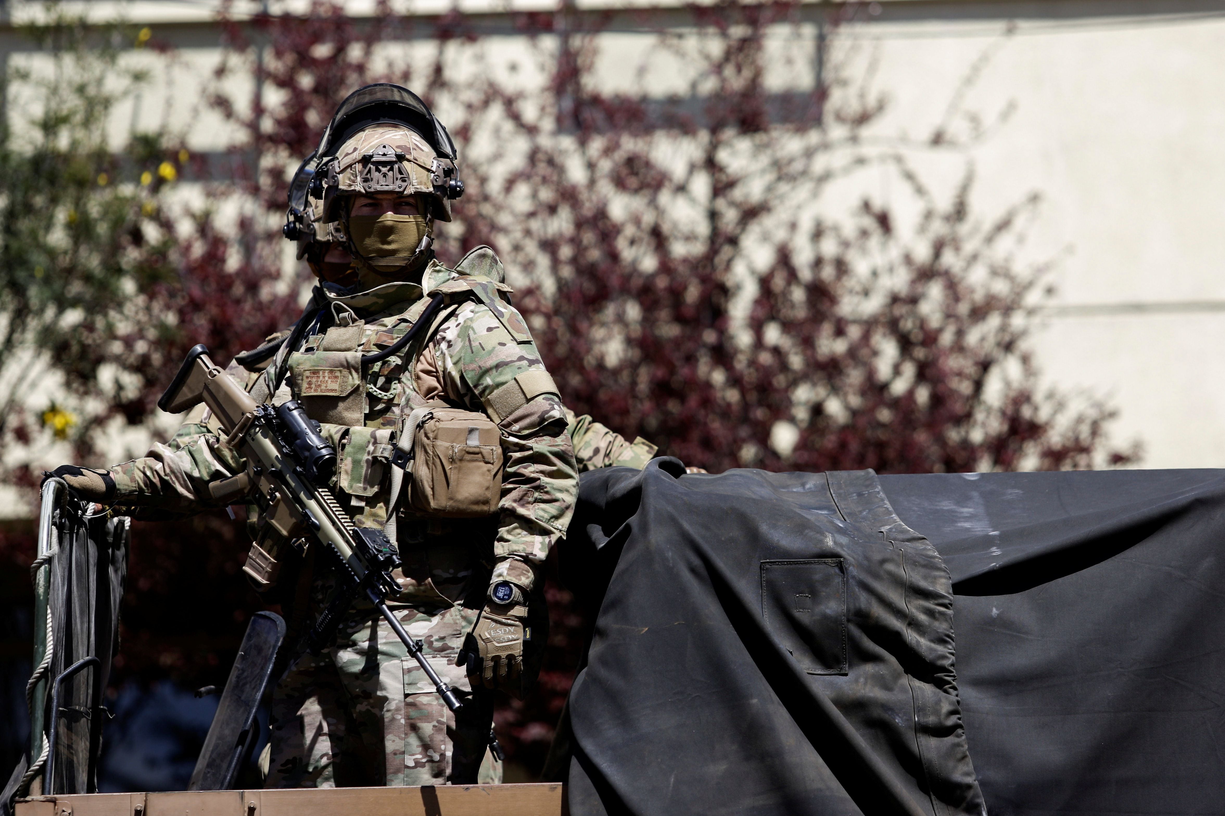 Los militares fueron enviados a cuatro provincias de las regiones del Biobío y La Araucanía, a unos 700 kilómetros al sur de Santiago (Foto: REUTERS/Juan Gonzalez)
