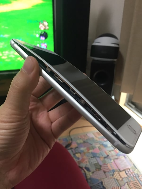 Usuarios de diferentes regiones compartieron imágenes de cómo se ve la carcasa dañada del iPhone 8