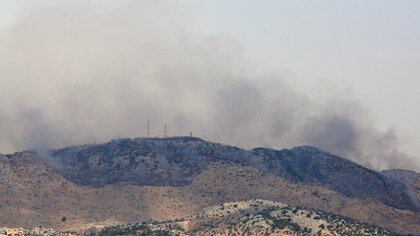 Los terroristas fueron identificados por el ejército, que los rastreó moviéndose a través del follaje hacia el puesto avanzado (REUTERS/Aziz Taher)