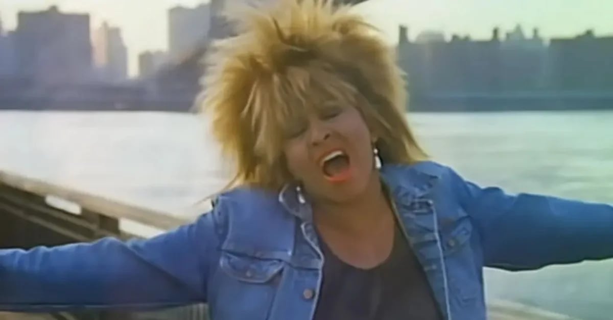 Tina Turner e “Cosa c’entra l’amore con questo”: la storia dietro la canzone che ha iniziato a odiare e che ha portato al trono della musica rock