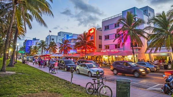 La vida nocturna de Miami siempre es uno de los ingredientes esenciales de un viaje fantástico a esta ciudad (Shutterstock)