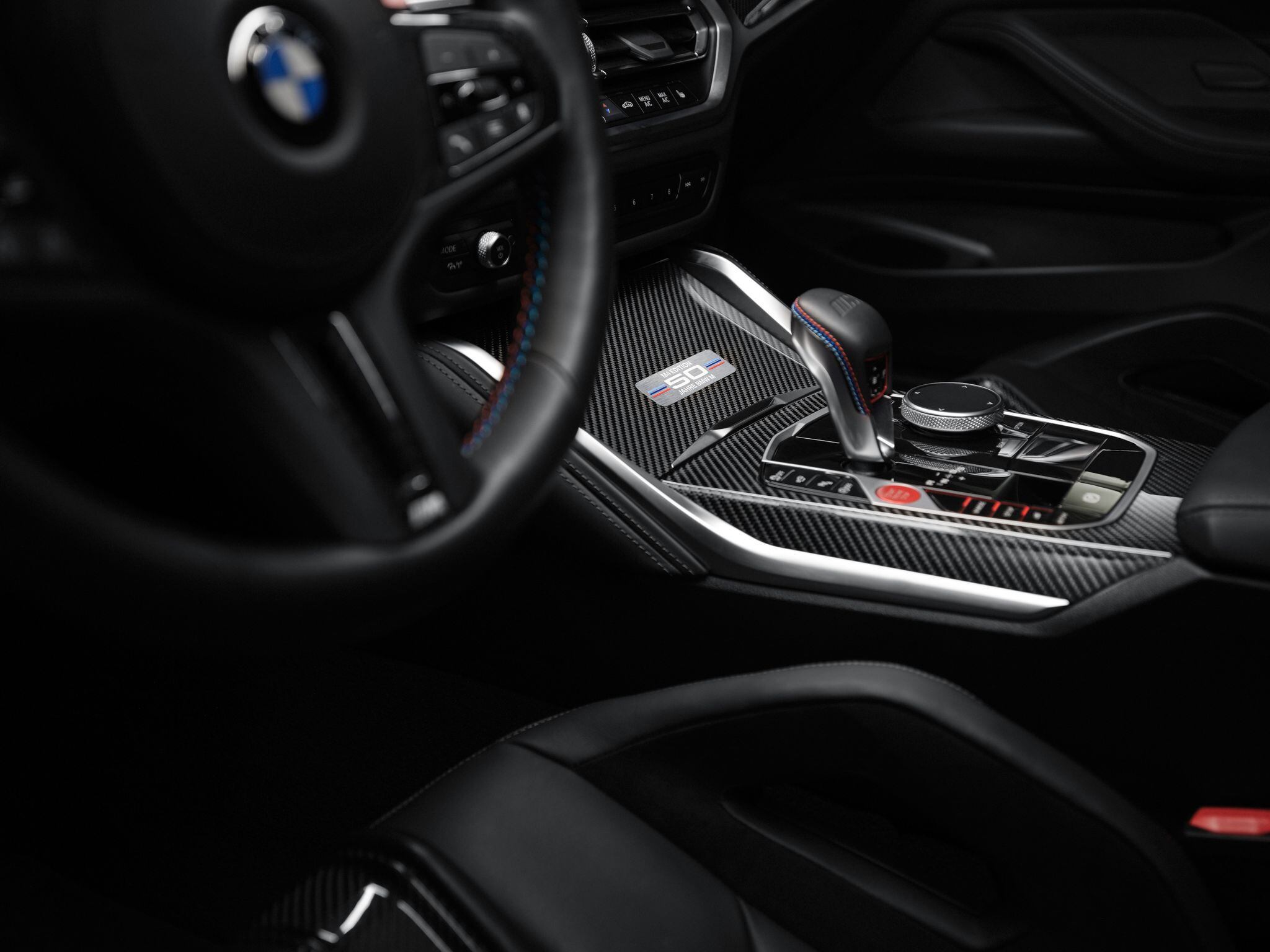 Los autos de transmisión automática representan mayor comodidad al manejar, pues el conductor ya no se tiene que preocupar por realizar los cambios. (BMW AG/dpa)