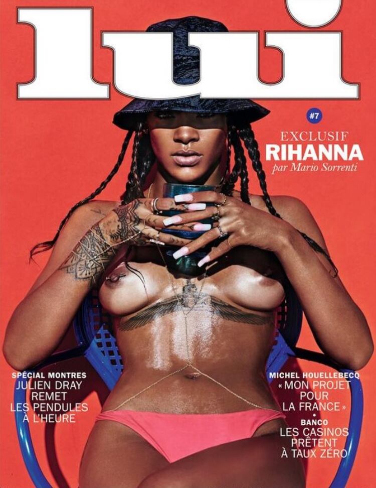 Rihanna y su topless en la revista