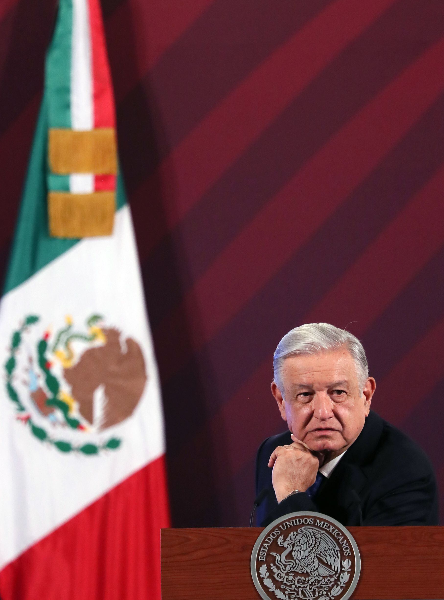 El presidente de México, Andrés Manuel López Obrador, habla durante una rueda de prensa en el Palacio Nacional, de la Ciudad de México (México). EFE/Mario Guzmán
