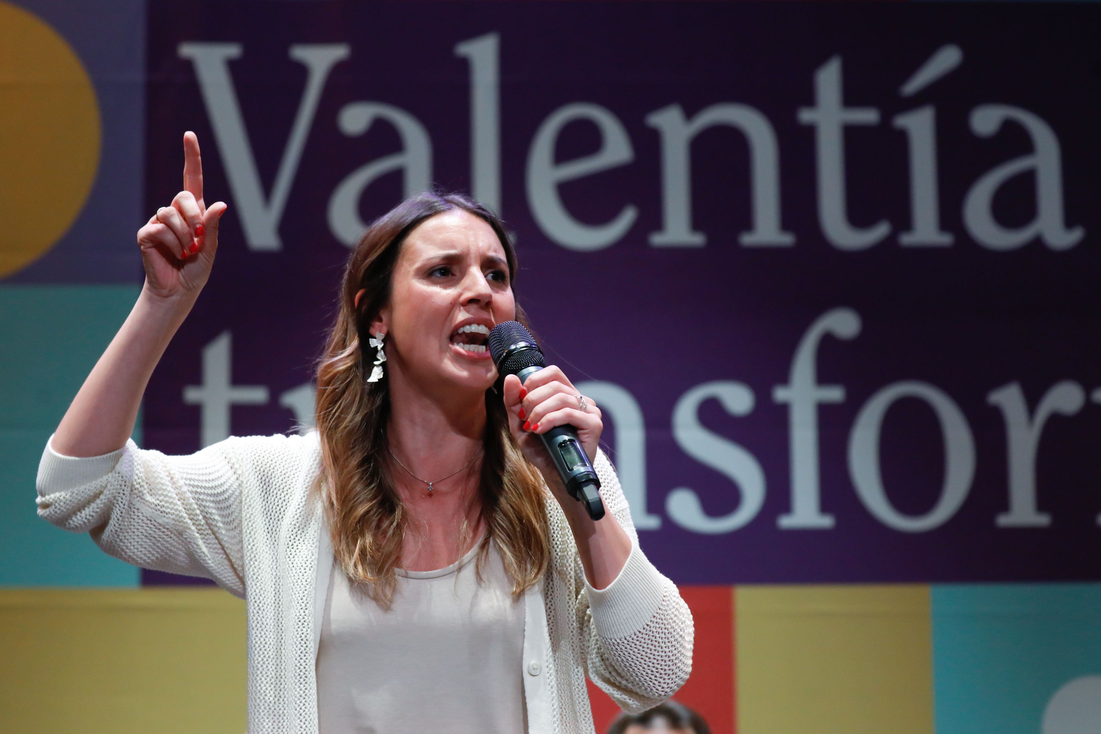 La ministra de Igualdad, Irene Montero, en un acto de la campaña de Podemos al 28-M. (Europa Press/Edu Botella)