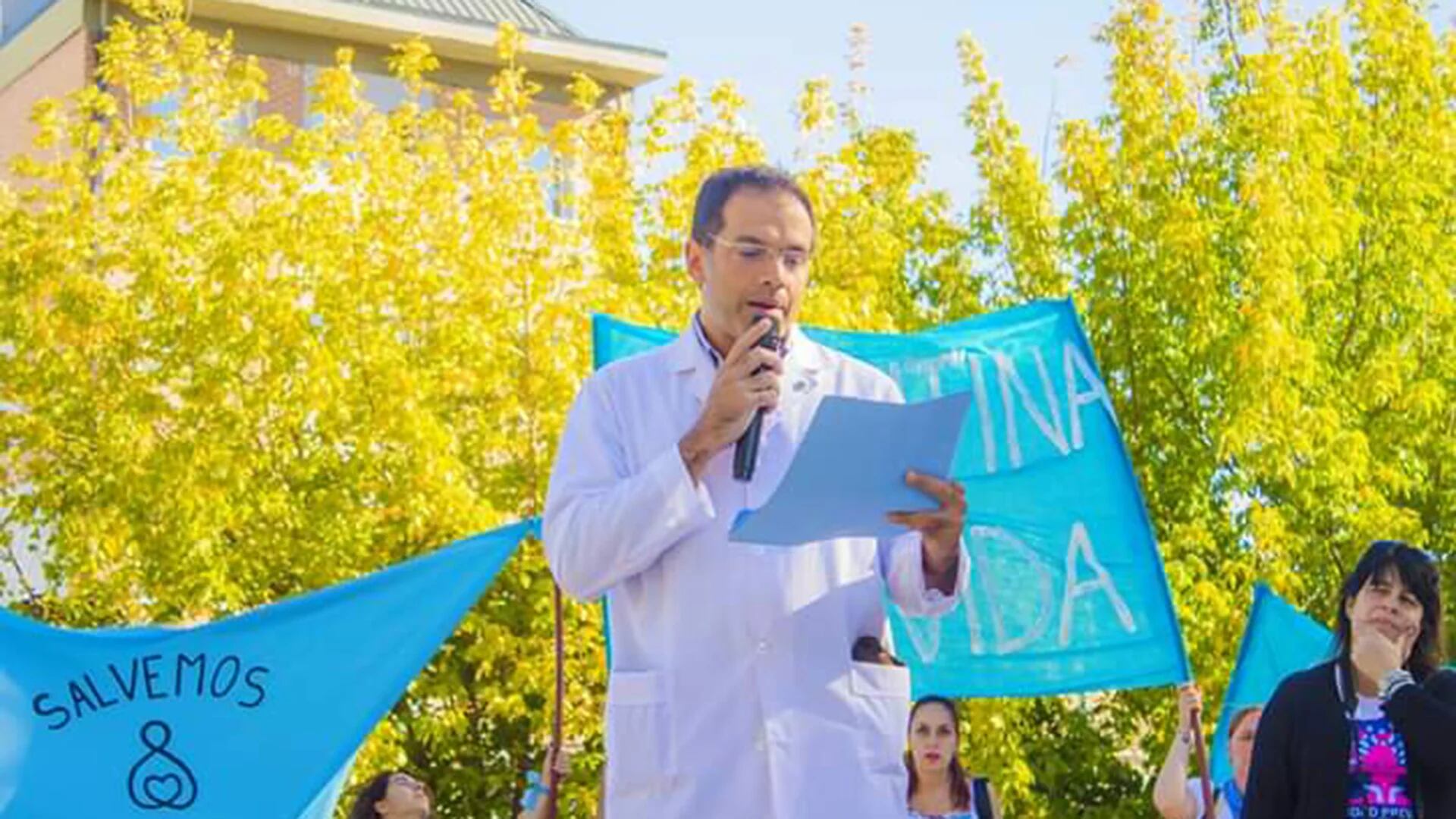 El médico fue fuertemente apoyado por organizaciones en contra del aborto.