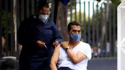 México acumula 825,340 casos hasta el 13 de octubre de 2020 (Foto: REUTERS / Edgard Garrido)