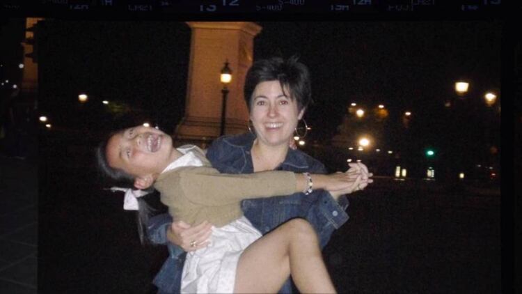 El matrimonio se separó cuando él descubrió una infidelidad. En 2013, por un problema de lupus que derivó en una seria depresión, Rosario fue internada en un sanatorio. Esto hizo que Alfonso se ofreciera para ayudarla con Asunta. Eso sí, le exigió a cambio que abandonara a su amante