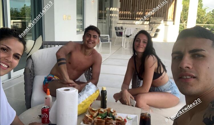 Leo Paredes, Camila Galante, Oriana Sabatini y Paulo Dybala (Instagram)