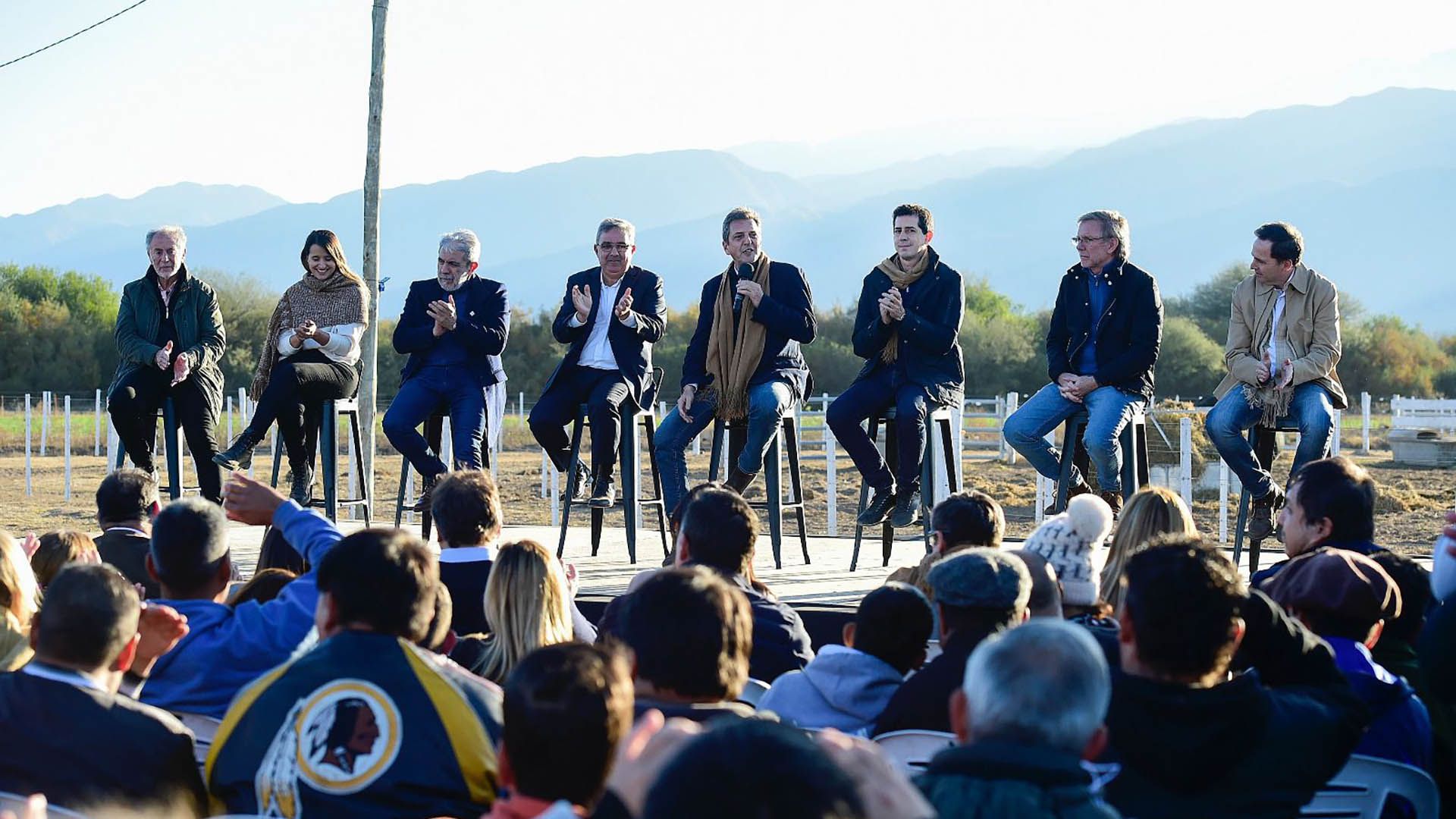 Massa en Catamarca, el 14 de julio. Estuvo con el gobernador Jalil y con los ministros De Pedro y Aníbal Fernández