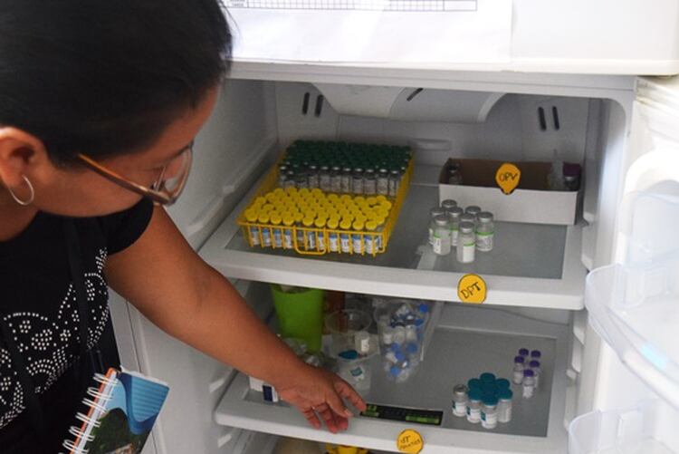 Un vacunatorio en Asia, listo para aplicar en forma oral a la población (PAHO)