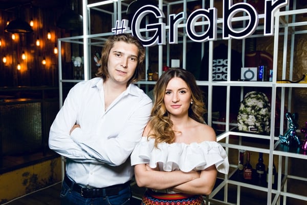 Artem Fedyaev y Daria Rebenok, los cofundadores de la plataforma.  (Grabr)
