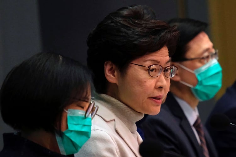 Carrie Lam, jefa de gobierno de la ciudad, evita confrontar con el gobierno central de China (Reuters)