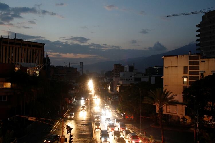 Caracas, en penumbras (REUTERS/Marco Bello)