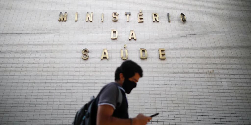 Brasil: un ataque hacker al ministerio de Salud bloqueó los certificados de  vacunación contra el COVID-19 - Infobae