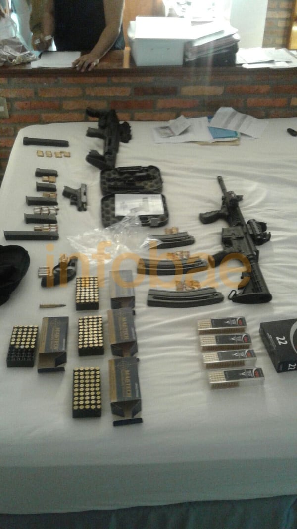 Armas encontradas en una de las propiedades de Balcedo