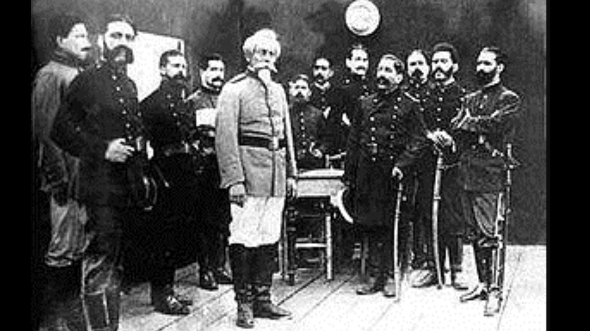 El coronel Francisco Bolognesi junto a los defensores de Arica antes de la crucial batalla. (Andina)