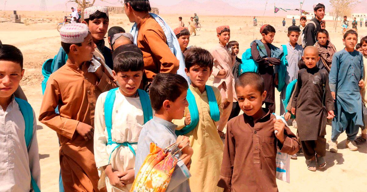 UNICEF Denounced That One Million Children In Afghanistan Are At Risk Of  Severe Malnutrition - Bullfrag