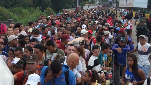 Resultado de imagen para La delegaciÃ³n de la OEA que visitÃ³ la frontera entre Colombia y Venezuela calificÃ³ de "triste" la crisis migratoria