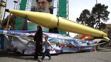 EEUU exige que se extiende el embargo de armas a Irán