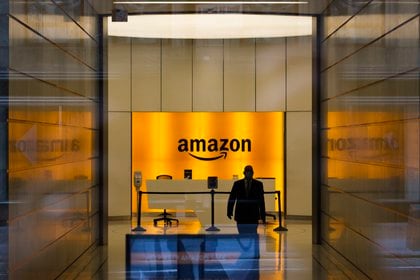 Amazon busca que sus empleados vuelvan a las oficinas hacia septiembre (EFE/EPA/JUSTIN LANE/Archivo) 